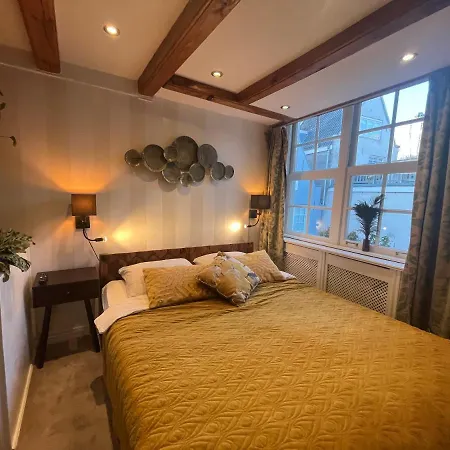 The Enlightened House Luxury Hotel Amsterdam